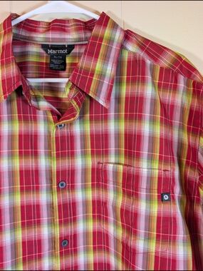 Marmot Plaid Button Down Shirt Mens XL Red Yellow Short Sleeve Outdoor Lightweig
